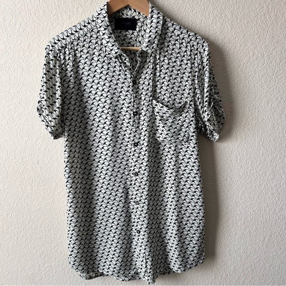 Rolla’s Short Sleeve Viscose Button Down Shirt - Picture 1 of 7